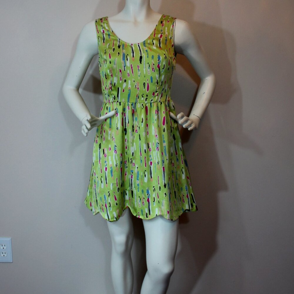 Arc&co green colors pattern satin lined mini side zip  open back dress size M